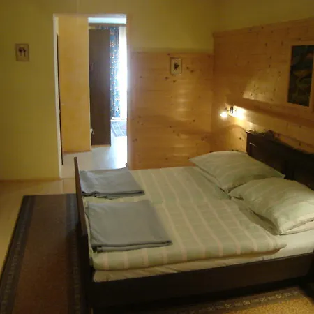 Hotel Hirscheggerhof 3*