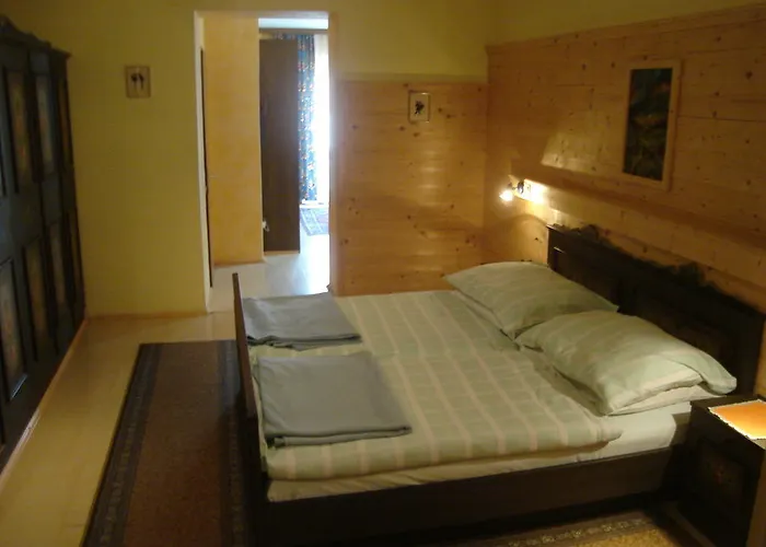 فندق Hirscheggerhof 3*